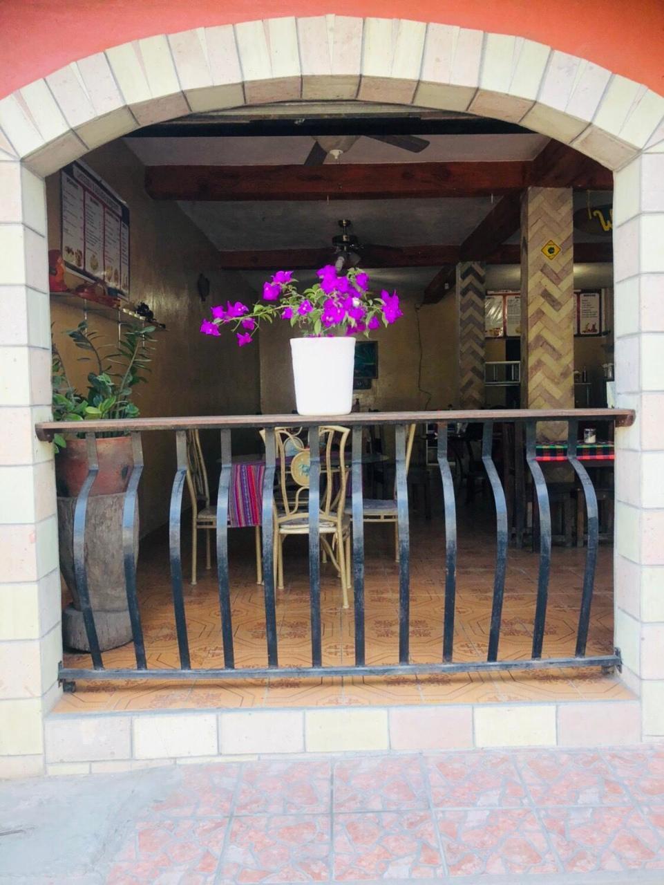 Hotel Marjenny Copan Exterior photo