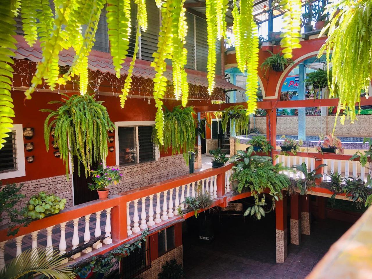 Hotel Marjenny Copan Exterior photo